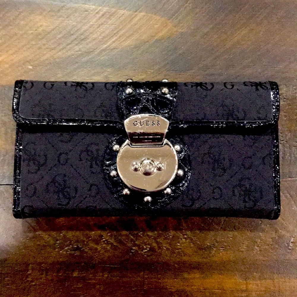 Guess Wallet